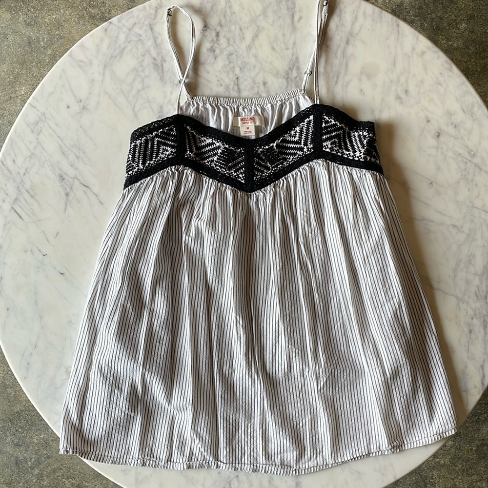 Mossimo Girls Flowy Tank Size Medium